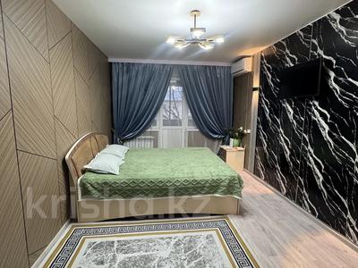 1-бөлмелі пәтер · 31 м² · 5/5 қабат, мкр Каратау 23 — Альфара би, бағасы: 10 000 〒 в Таразе