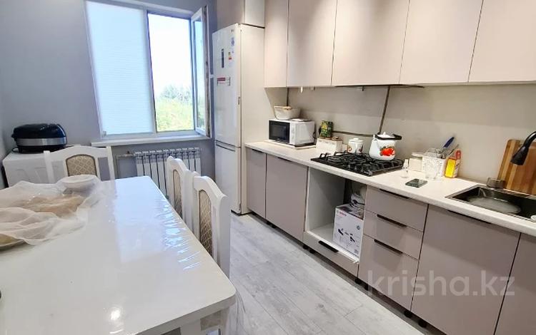 2-бөлмелі пәтер · 65 м² · 3/6 қабат, Көкжиек ш/а., бағасы: 33.5 млн ₸ в Алматы, Жетысуский р-н — фото 13