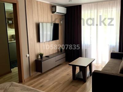 1-комнатная квартира, 34 м², 2/5 этаж посуточно, Торайгырова 89/1 за 14 000 〒 в Павлодаре