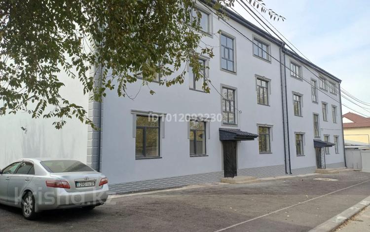 2-бөлмелі пәтер · 72 м² · 2/3 қабат, ул. Кулахмета Халменова 33А, бағасы: 25.2 млн ₸ в Шымкенте, Абайский р-н — фото 2