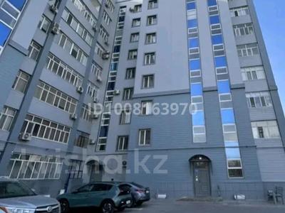 3-комнатная квартира · 96 м² · 6/9 этаж, Жахаева 4 — Жк Ер-Ару делюкс за 45.5 млн 〒 в 
