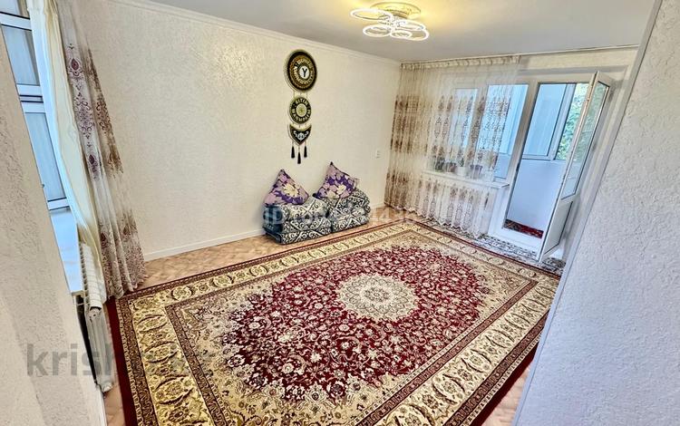 3-бөлмелі пәтер · 60.7 м² · 2/9 қабат, мкр Центральный, Момышулы 19 — Рядом с остановкой Драмтеатр., бағасы: 20 млн ₸ в Атырау — фото 2