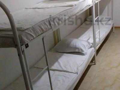 10 комнат · 400 м² · 2/18 этаж, Туркестан 10 за 60 000 ₸ в Астане, Есильский р-н