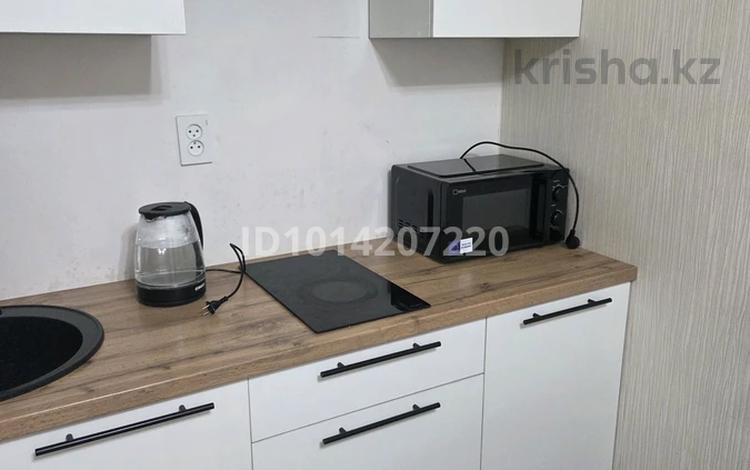 1-комнатная квартира · 32 м² · 5/5 этаж, мкр 20-й 18 за 180 000 ₸ в Алматы, Алатауский р-н — фото 2
