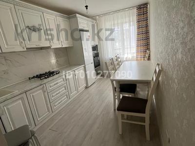 3-комнатная квартира · 92 м² · 8/10 этаж, Набережная 84а за 170 000 〒 в Актобе, мкр. Курмыш