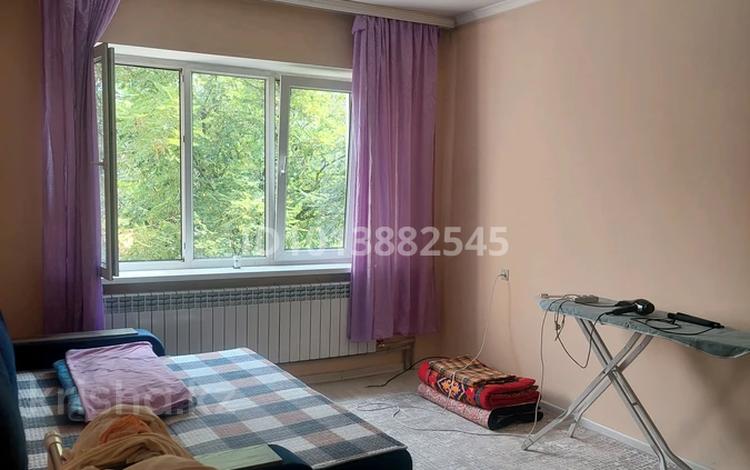 1-бөлмелі пәтер · 42 м² · 5/5 қабат, мкр Аксай-4 29а — Момышулы жубанова, бағасы: 200 000 ₸ в Алматы, Ауэзовский р-н — фото 2