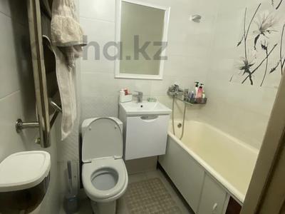 1-комнатная квартира · 44 м² · 2/5 этаж, мкр Айнабулак-1 12 за 13 000 〒 в Алматы, Жетысуский р-н