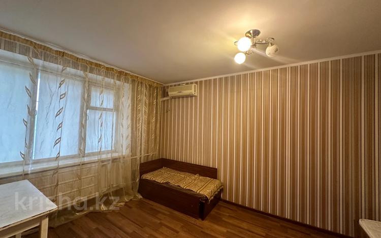 1-комнатная квартира, 35 м², 2/9 этаж, Торайгырова 36 за 11.3 млн 〒 в Павлодаре — фото 2