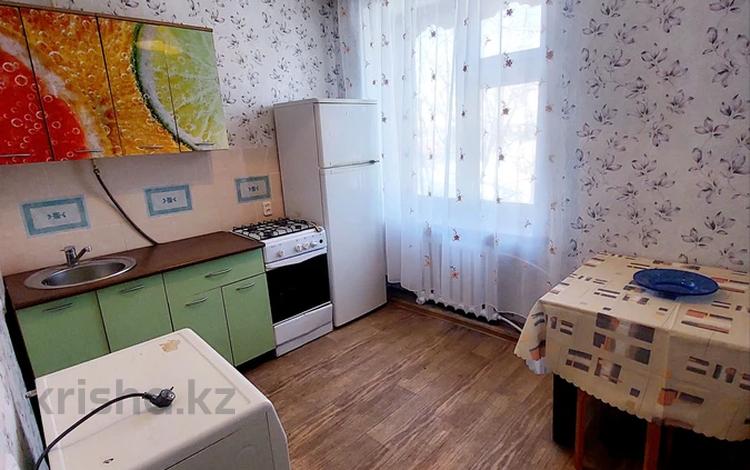 1-комнатная квартира, 32 м², 2/2 этаж помесячно, Нурпеисовой