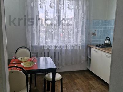 1-бөлмелі пәтер · 35 м² · 4/9 қабат, мкр Строитель 34 — 4 микрорайон дом 38, бағасы: 8 000 ₸ в Уральске