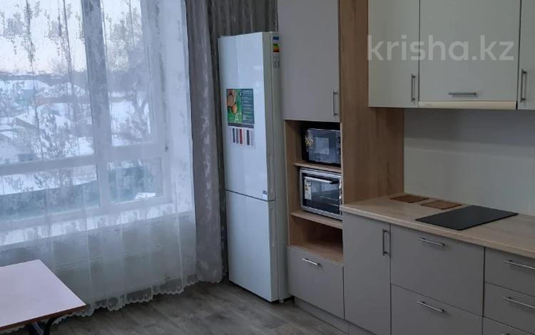 1-комнатная квартира, 40 м², 2/9 этаж помесячно, улица Кенесары 62