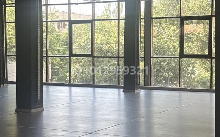 Дүкендер мен бутиктер, студиялар · 20 м², бағасы: 250 000 ₸ в Алматы, Бостандыкский р-н — фото 2