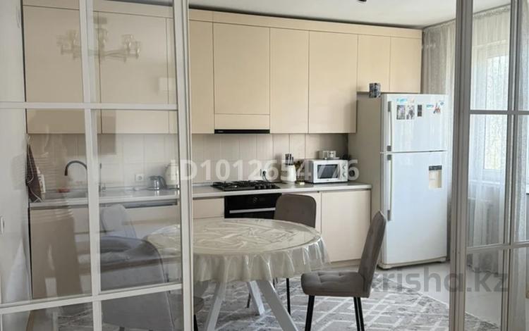 3-бөлмелі пәтер · 110 м² · 3/5 қабат, мкр Думан-2 9, бағасы: 69 млн ₸ в Алматы, Медеуский р-н — фото 2