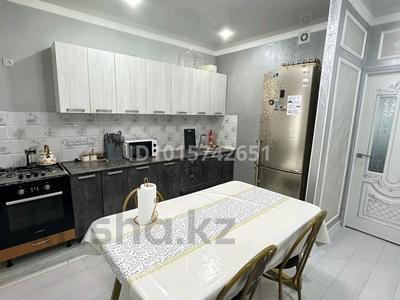 2-комнатная квартира · 60 м² · 8/9 этаж, 28-й мкр 21 за 200 000 ₸ в Актау