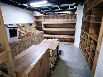 Дүкендер мен бутиктер · 18 м², бағасы: 180 000 ₸ в Астане, Нура р-н