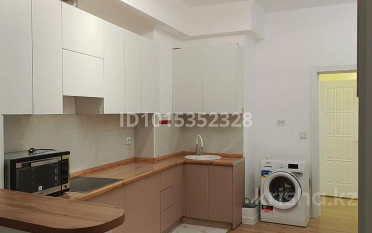 1-бөлмелі пәтер · 68 м² · 8/16 қабат, 17-ш/а. 23, бағасы: 220 000 ₸ в Актау, 17-й мкр — фото 2