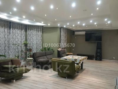 Отдельный дом · 6 комнат · 300 м², Шиели 105 за 1.5 млн 〒 в Алатау