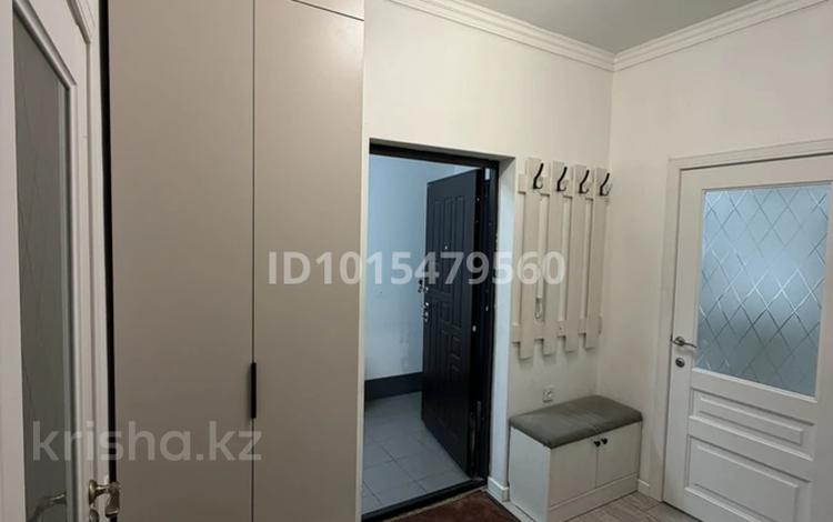 1-комнатная квартира · 45 м² · 3/10 этаж, мкр Аксай-4 119 за 280 000 ₸ в Алматы, Ауэзовский р-н — фото 2