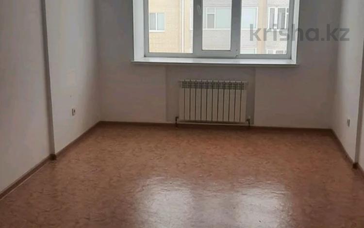 2-комнатная квартира, 61 м², 4/5 этаж помесячно, мкр. Батыс-2 9/4