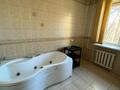 4-бөлмелі пәтер · 135 м² · 3/5 қабат, Шашкина — Выше Аль-Фараби, бағасы: 110 млн ₸ в Алматы, Медеуский р-н — фото 11