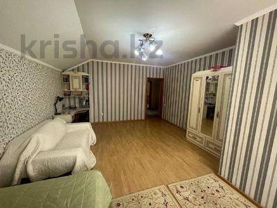 5-комнатная квартира · 211 м² · 4/5 этаж, Наурыз 6б за 77.4 млн 〒 в Костанае