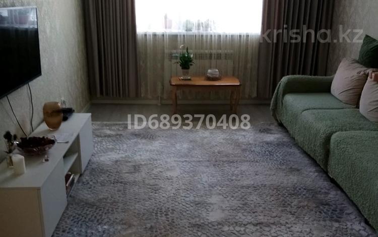 2-комнатная квартира · 60 м² · 4/5 этаж, мкр. Алтын орда, Мкр. Батыс-2 18/1 за 26 млн ₸ в Актобе — фото 2