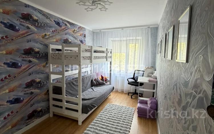 3-комнатная квартира · 70 м² · 3/5 этаж, мкр Северо-Восток — остановка жигули за 26.5 млн ₸ в Уральске — фото 2