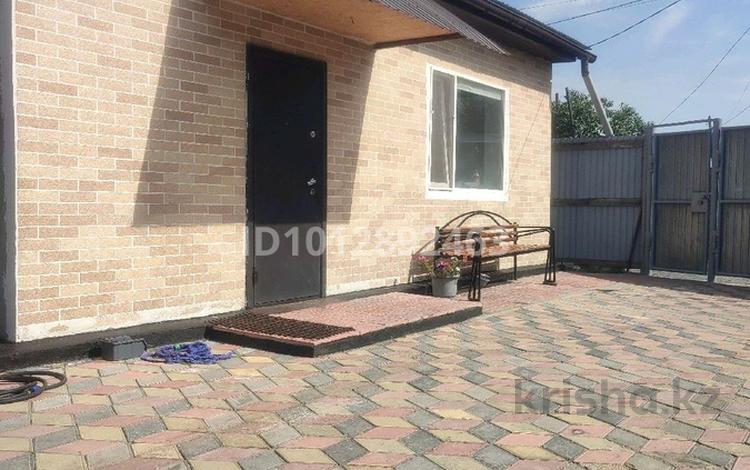 Отдельный дом · 3 комнаты · 90.6 м² · 7.2 сот., Клубничная 241 — Находится рядом с проспектом Назарбаева в районе дачного за 20 млн ₸ в Павлодаре — фото 19