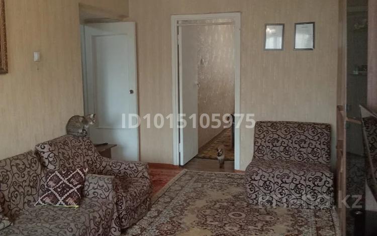 3-бөлмелі пәтер · 60 м² · 5/5 қабат, Айнабұлақ-3 ш/а., бағасы: 35 млн ₸ в Алматы, Жетысуский р-н — фото 2