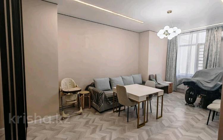 4-бөлмелі пәтер · 92 м² · 6/15 қабат, Толе би 25, 25А, 14, 14/1, 12, 12/2, 12/1, бағасы: 65 млн ₸ в Астане, Нура р-н — фото 2