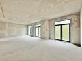 4-бөлмелі пәтер · 245 м² · 1/3 қабат, Ондасынова, бағасы: 265 млн ₸ в Алматы, Медеуский р-н — фото 2