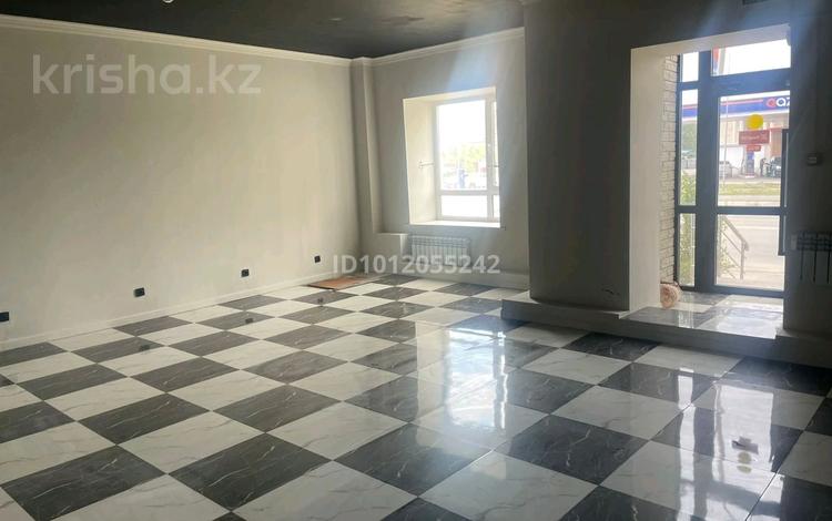 Еркін, кеңселер, дүкендер мен бутиктер, сұлулық салондары · 110 м², бағасы: 450 000 ₸ в Кокшетау — фото 2
