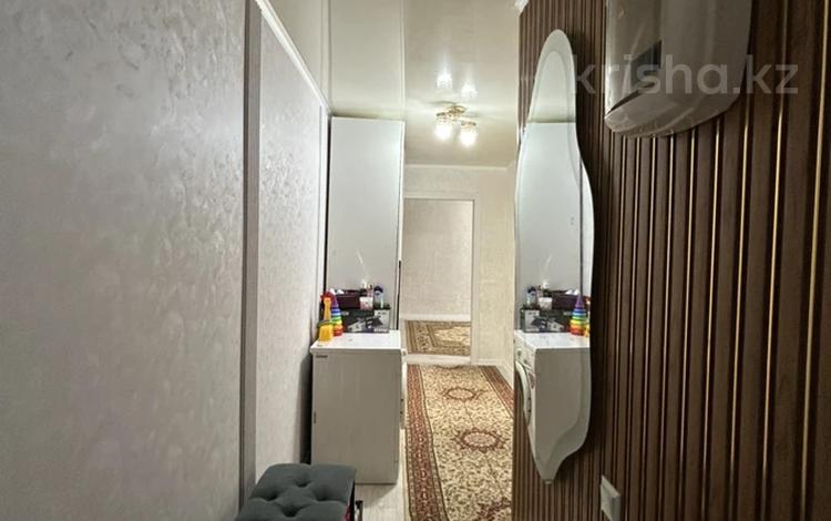 3-комнатная квартира · 60 м² · 1/5 этаж, мкр 8, Братья жубановых 296/3 за 20.5 млн ₸ в Актобе — фото 2