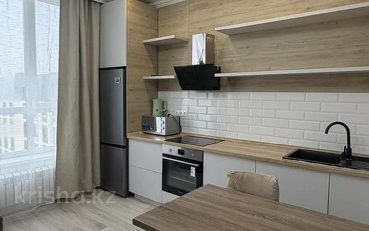 1-комнатная квартира · 50 м² · 10/10 этаж, Бокейхана 25а за 250 000 ₸ в Астане, Есильский р-н — фото 2