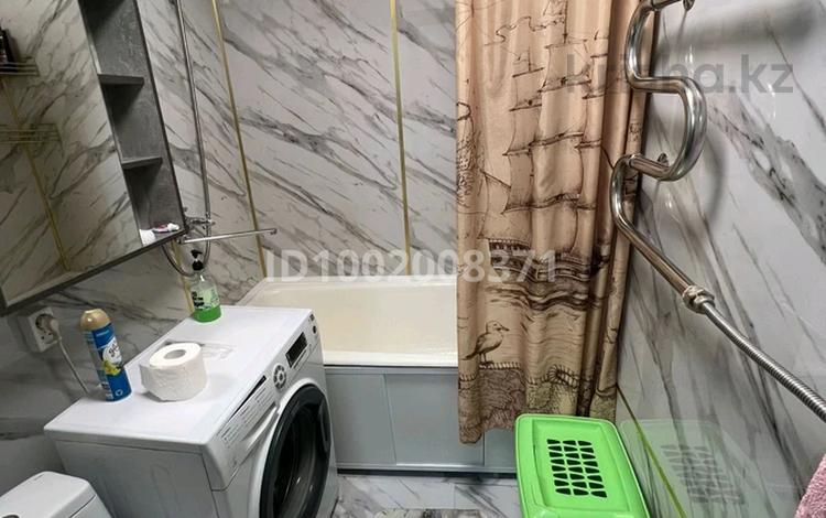 1-комнатная квартира · 31 м² · 2/5 этаж, Протозанова 39 за 2 500 ₸ в Усть-Каменогорске — фото 2