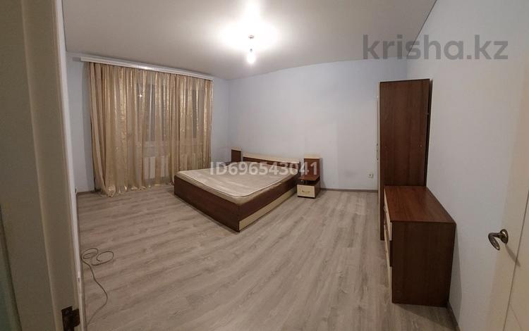 3-комнатная квартира · 85 м², Толе би — Толе би Варламова (Сайран) за 350 000 ₸ в Алматы, Алмалинский р-н — фото 14