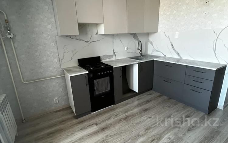 2-комнатная квартира, 60 м², 9/9 этаж, береке — мкр Береке