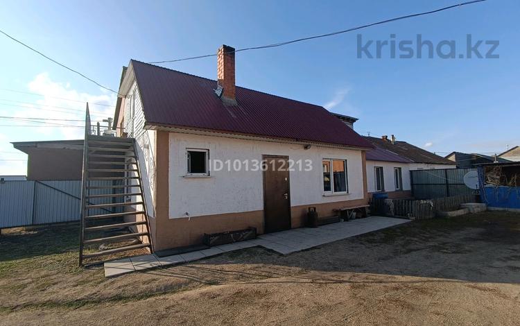 Жеке үй · 3 бөлме · 80 м², Ул.Жастар 5, бағасы: 30 000 ₸ в Бурабае — фото 2