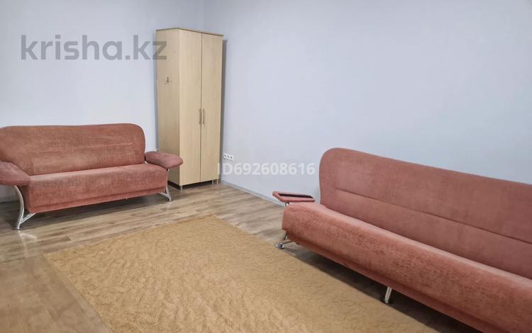 1-комнатная квартира · 34 м² · 4/5 этаж, мкр Орбита-4 — Мустафина угл.Аль-Фараби за 210 000 〒 в Алматы, Бостандыкский р-н — фото 2