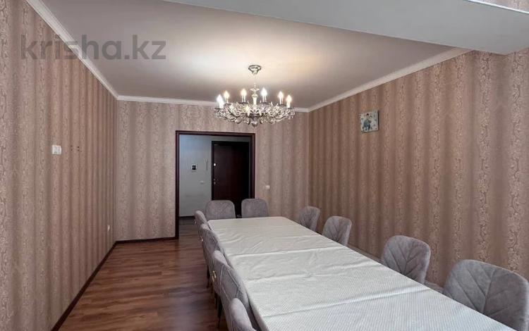 3-комнатная квартира · 97.7 м² · 4/5 этаж, сактагана баишева за 36.5 млн ₸ в Актобе — фото 2