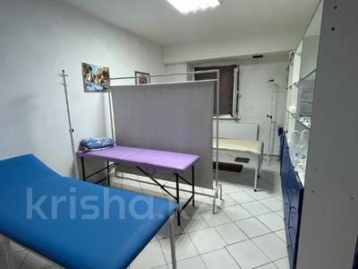 Еркін, кеңселер, дүкендер мен бутиктер, сұлулық салондары, медорталықтар мен дәріханалар, білім орталықтары, ойын-сауық · 34.8 м², бағасы: 13.6 млн 〒 в Астане, Алматы р-н