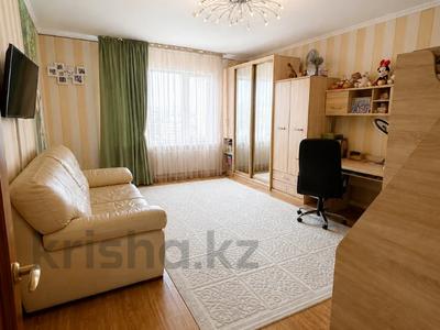 3-бөлмелі пәтер · 125 м² · 13/15 қабат, Ходжанова 76, бағасы: 122 млн ₸ в Алматы, Бостандыкский р-н