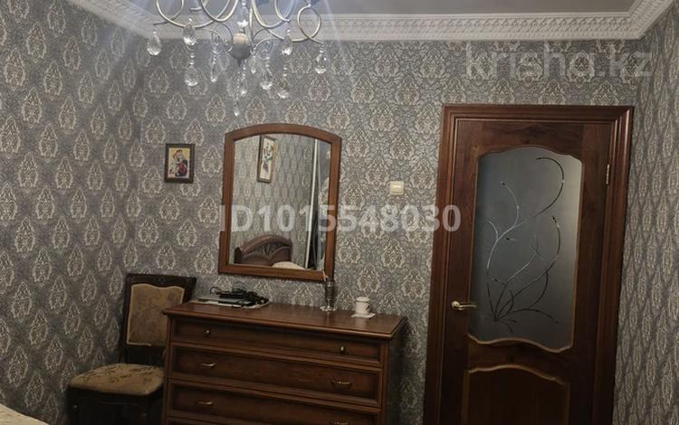 4-бөлмелі пәтер · 90 м² · 4/7 қабат, Кабанбай батыра 172 — Муратбаева, бағасы: 120 млн ₸ в Алматы, Алмалинский р-н — фото 2