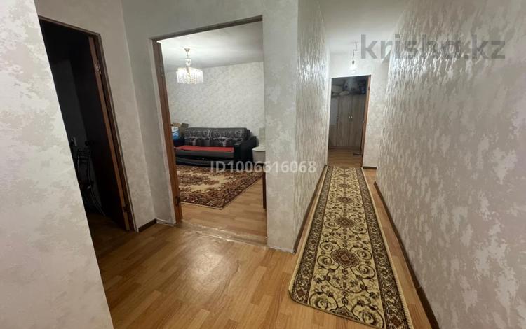 3-бөлмелі пәтер · 75.2 м² · 3/10 қабат, Жургенова 30, бағасы: 36 млн ₸ в Астане, Сарайшык р-н — фото 2