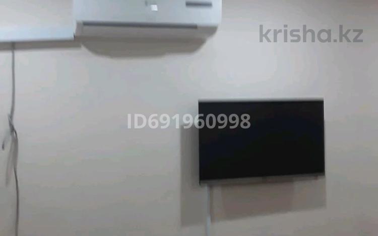 1-комнатная квартира · 40 м² · 1/5 этаж, мкр 4, Мкр. 4 7 за 1 500 ₸ в Уральске — фото 20