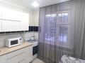 1-комнатная квартира · 45 м² · 2/5 этаж, Евразия 106 — Район Универмаг (Сити Центр ) за 13 000 〒 в Уральске — фото 3