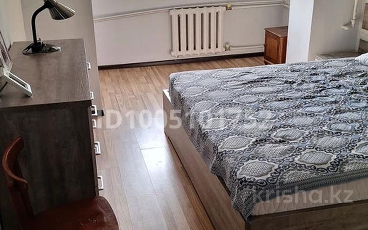 2 комнаты · 15 м² · 4 этаж, мкр Самал-3, Пр. Назарбаева 246 — Х.Мукана за 150 000 ₸ в Алматы, Медеуский р-н — фото 2