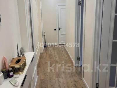 2-комнатная квартира · 69 м² · 3/9 этаж, Жубан Молдагалиев 3 за 370 000 ₸ в Астане, Нура р-н