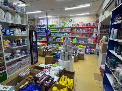 Действующий 2-х уровневый бутик · 150 м² за 10 млн ₸ в Уральске