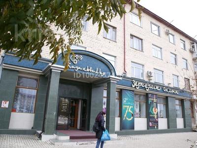 2-комнатная квартира · 62 м² · 3/4 этаж, мкр Новый Город, проспект Бухар Жырау 42 — ЦУМ, АБЗАЛ, каскад, обл.акимат, центр за 50 млн 〒 в Караганде, Казыбек би р-н